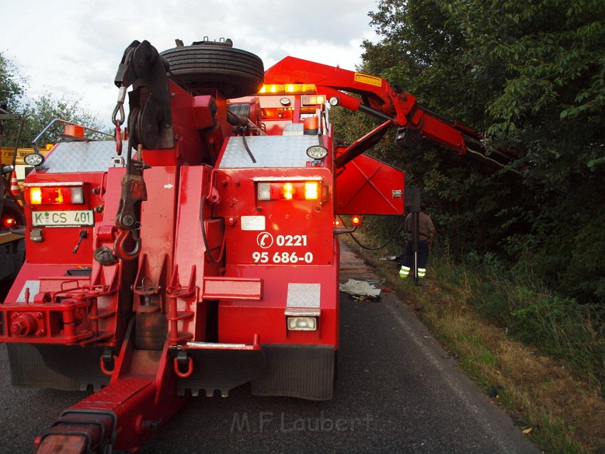 Schwerer VU Koeln Immendorf Kerkraderstr P501.JPG